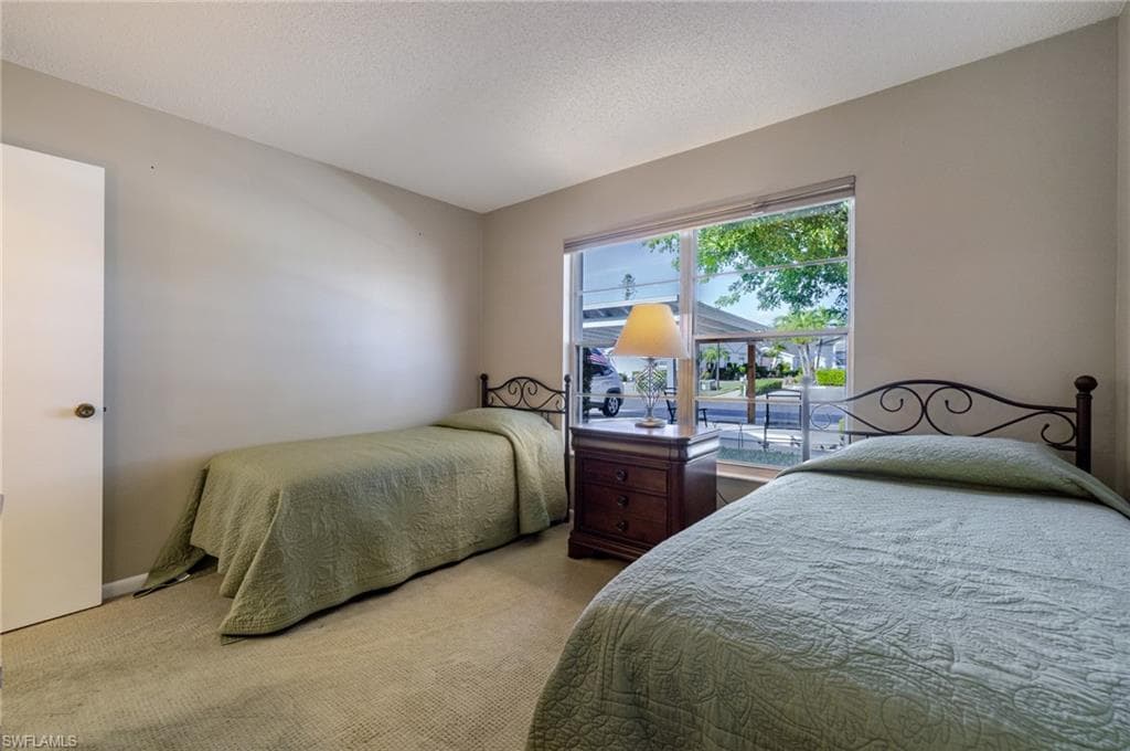 6869 Bogey DR, FORT MYERS FL 33919-22