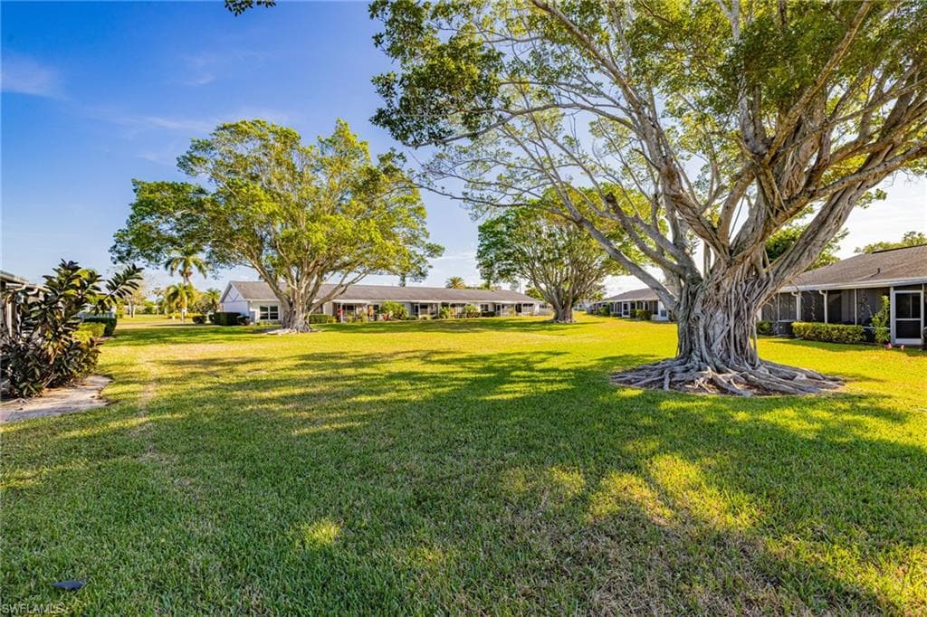 6869 Bogey DR, FORT MYERS FL 33919-28