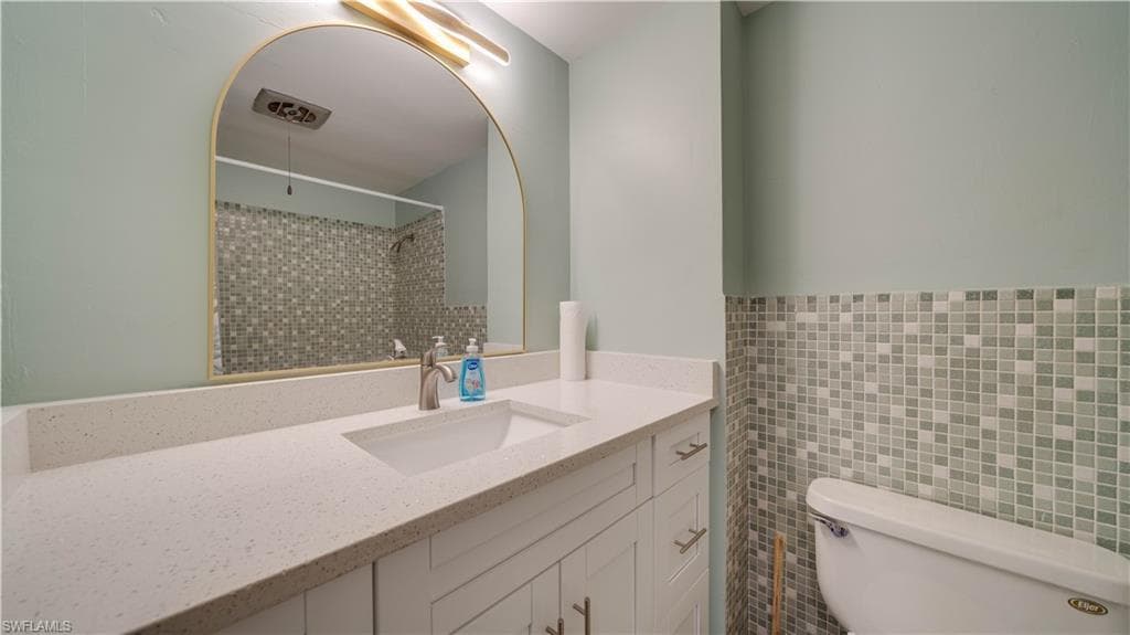 357 Joel BLVD # 216, LEHIGH ACRES FL 33936-15