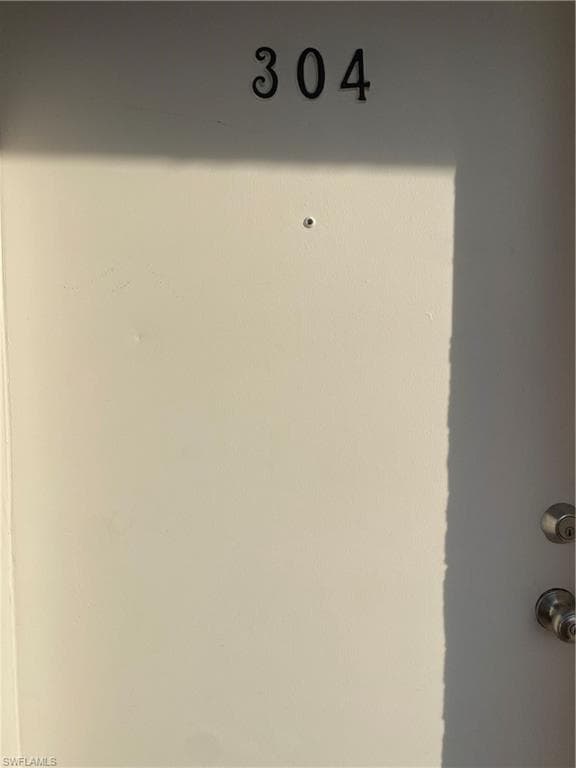 2366 E Mall DR # 304, FORT MYERS FL 33901-3