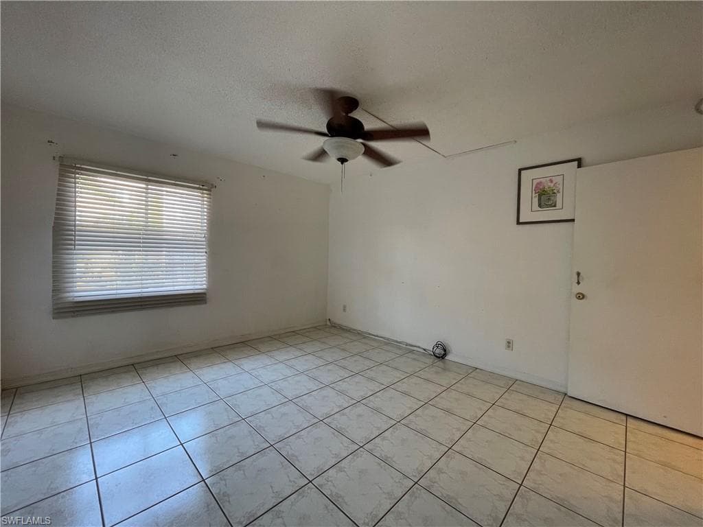 2366 E Mall DR # 304, FORT MYERS FL 33901-24