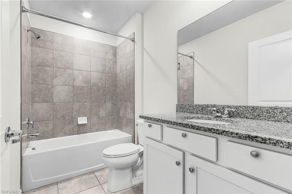 16033 Beachberry DR, NORTH FORT MYERS FL 33917-14