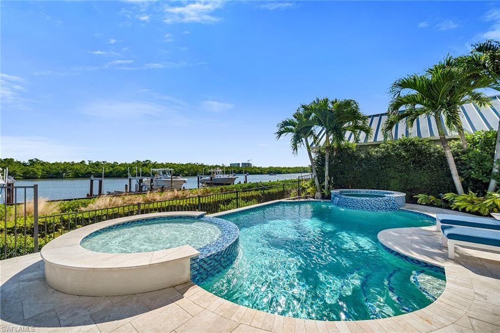 185 15th ST S, NAPLES FL 34102-41