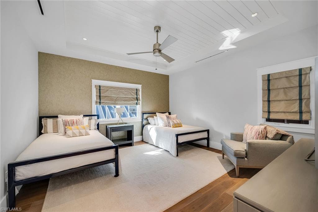 185 15th ST S, NAPLES FL 34102-27