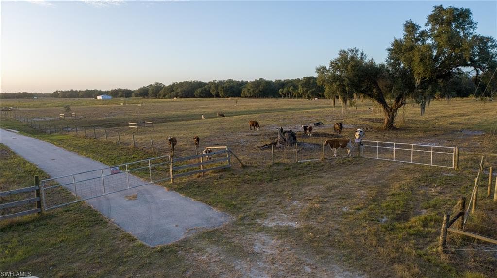 894 Cemetery RD, LABELLE FL 33935-1