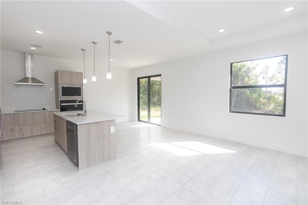 1032 Hilton CT, LABELLE FL 33935-8