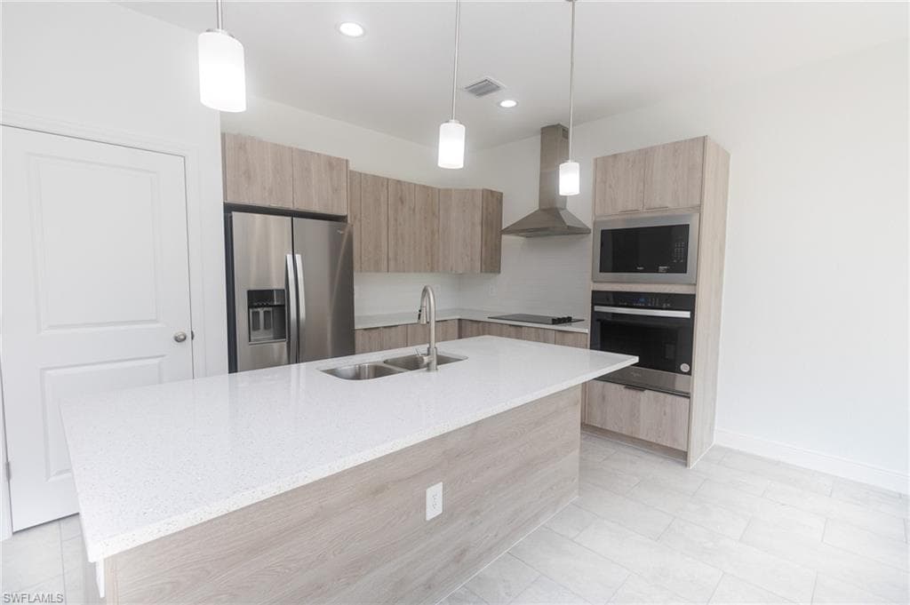 1032 Hilton CT, LABELLE FL 33935-3