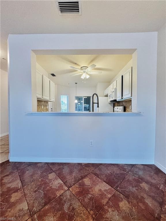 10010 Maddox LN 318-8