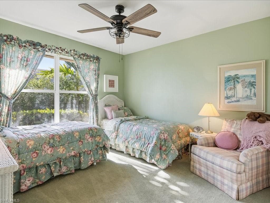 127 Newport DR, NAPLES FL 34114-21