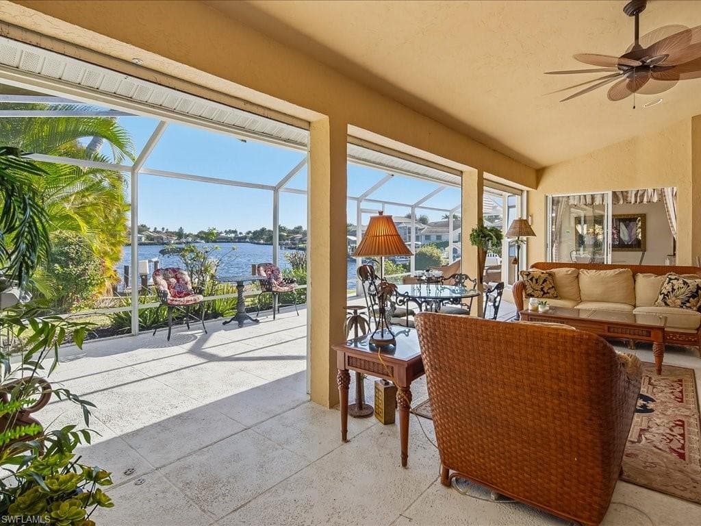 127 Newport DR, NAPLES FL 34114-6