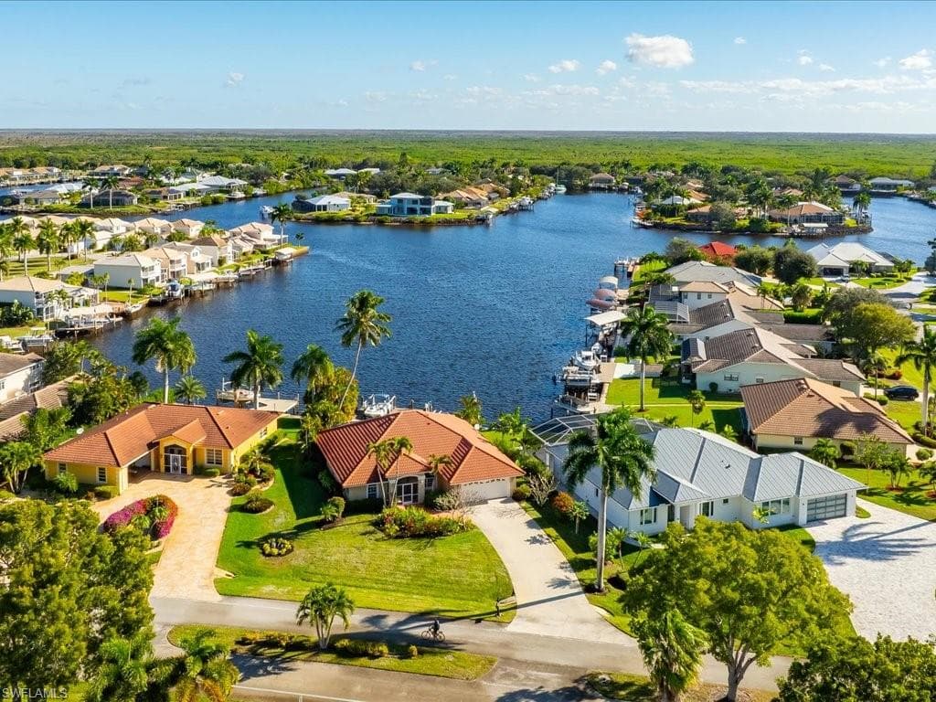 127 Newport DR, NAPLES FL 34114-31