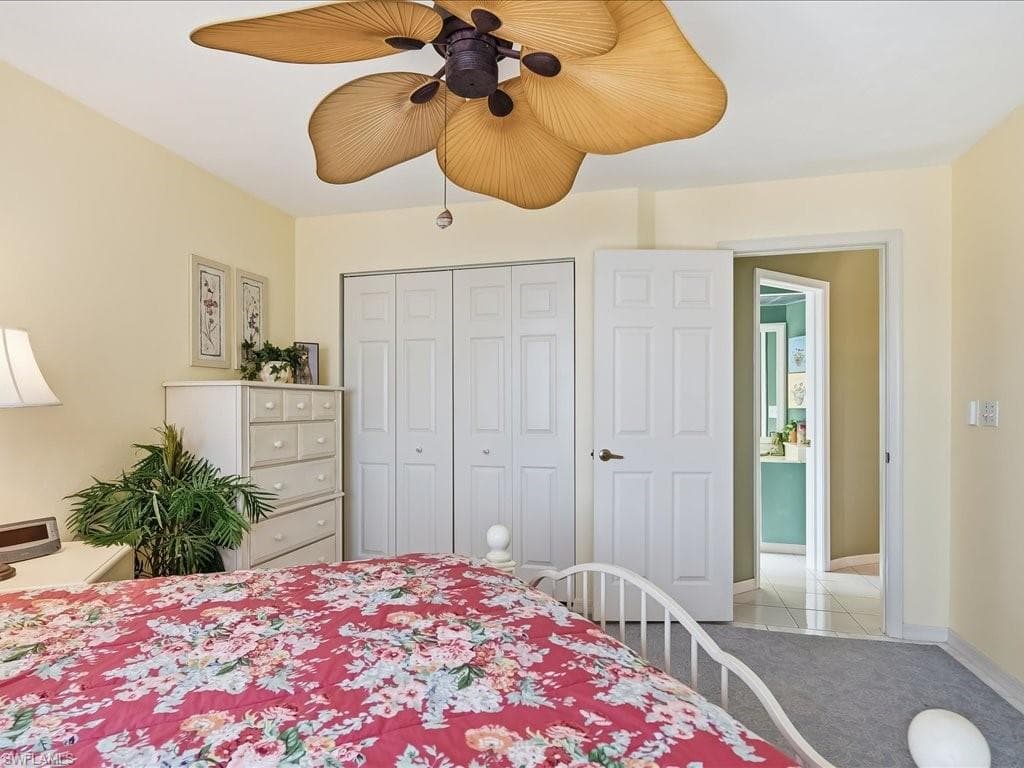 127 Newport DR, NAPLES FL 34114-19