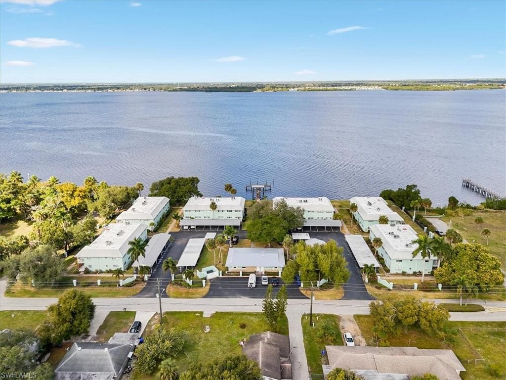 3225 E Riverside DR # F, FORT MYERS FL 33905-19