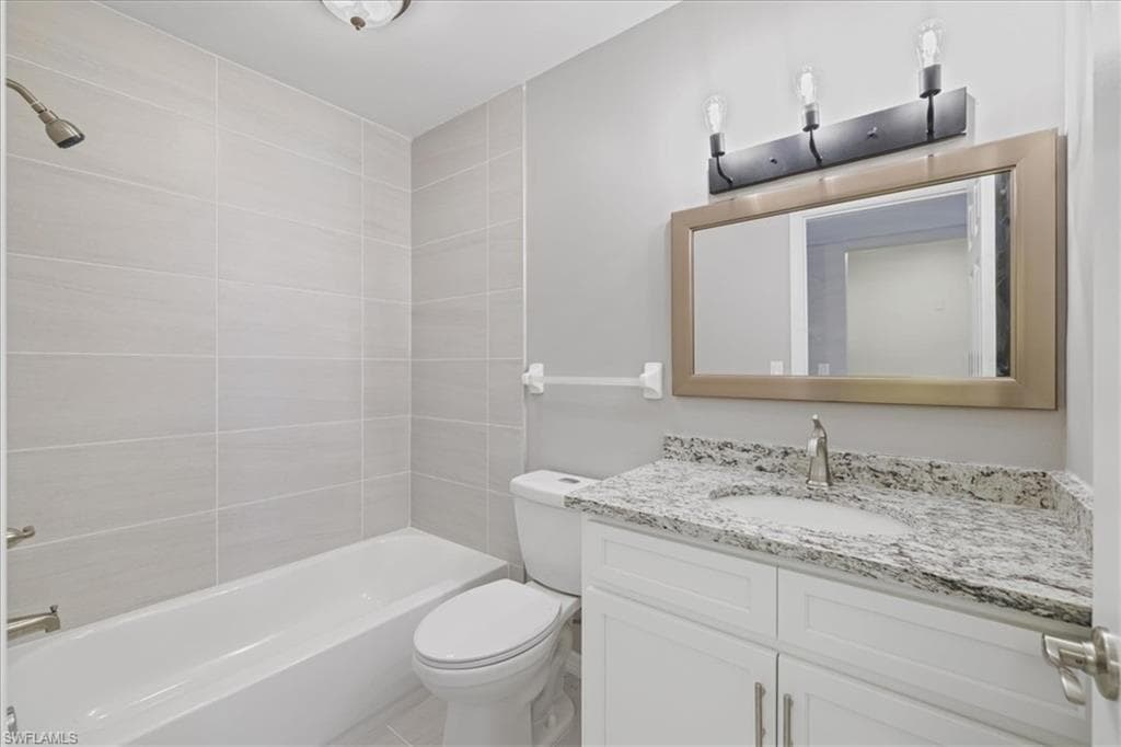 3225 E Riverside DR # F, FORT MYERS FL 33905-14