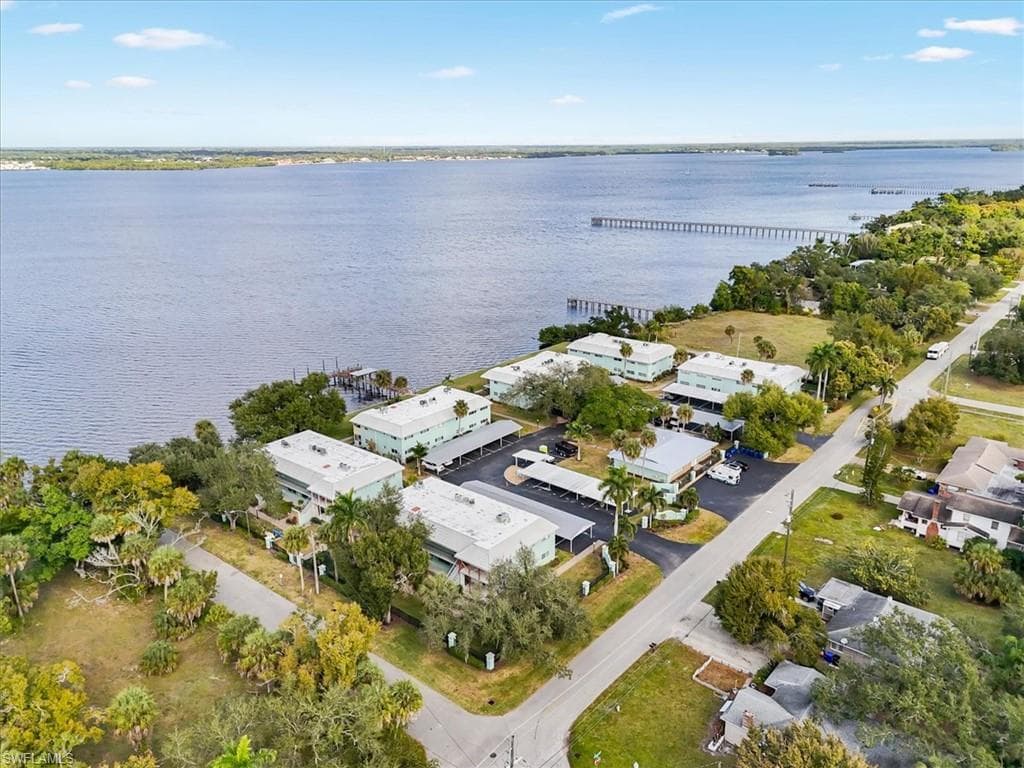 3225 E Riverside DR # F, FORT MYERS FL 33905-20