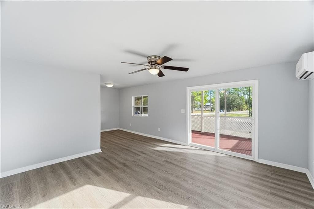 2425 Case LN, NORTH FORT MYERS FL 33917-23