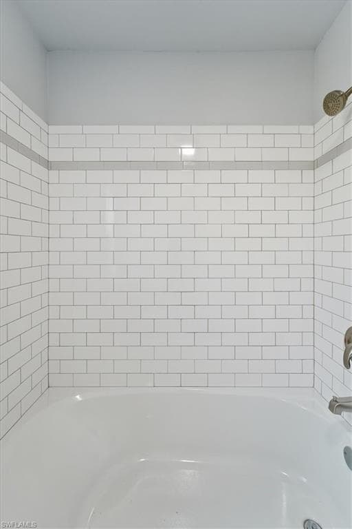 2425 Case LN, NORTH FORT MYERS FL 33917-29