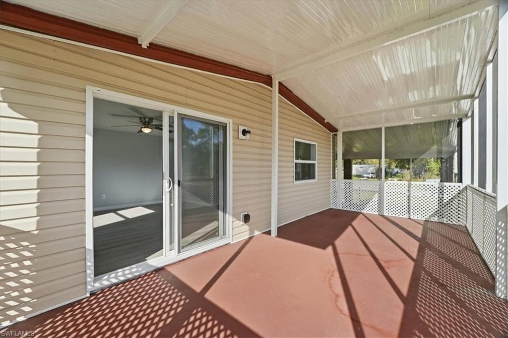 2425 Case LN, NORTH FORT MYERS FL 33917-3