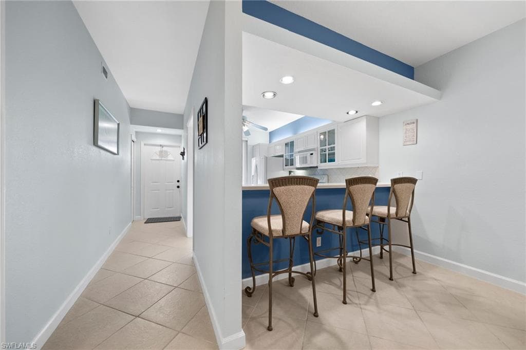 2325 Hidden Lake DR # 3809, NAPLES FL 34112-33