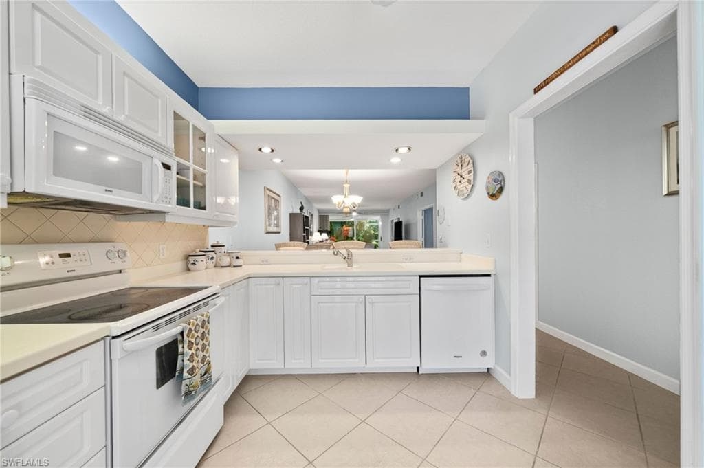 2325 Hidden Lake DR # 3809, NAPLES FL 34112-9