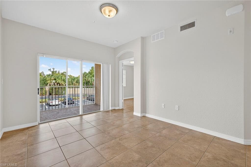 13150 Bella Casa CIR # 2193, FORT MYERS FL 33966-4