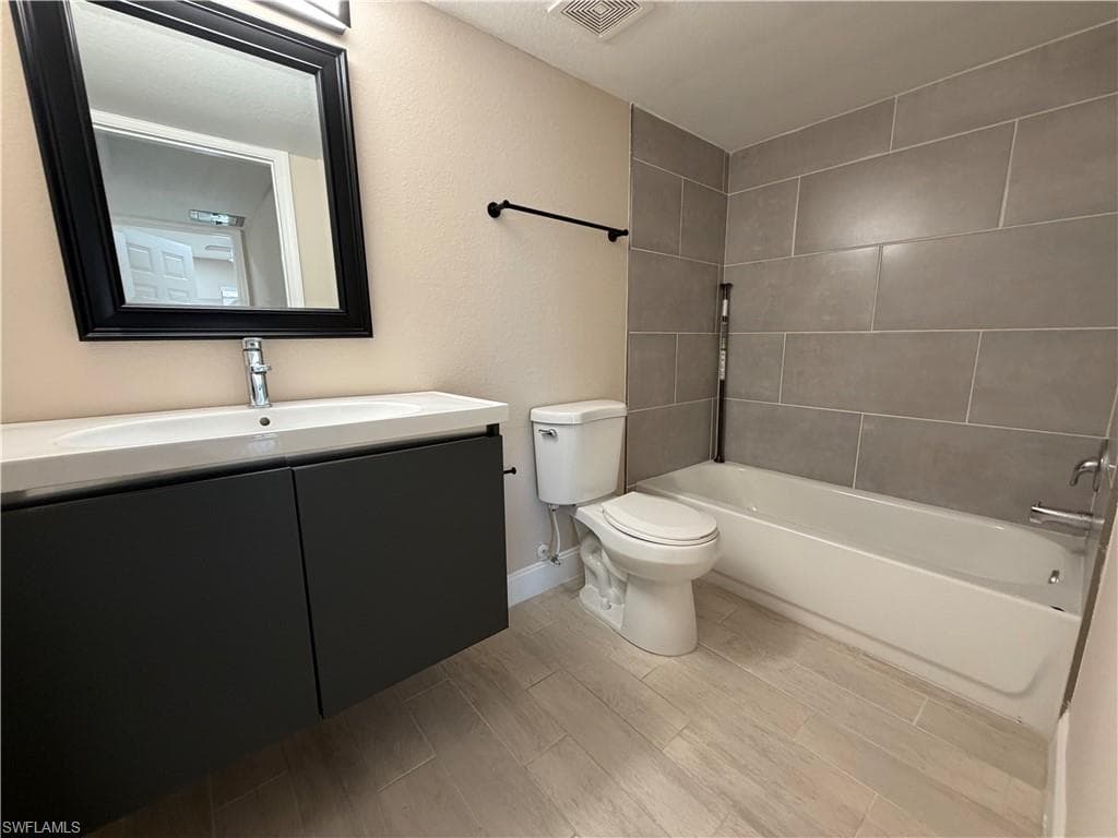 5317 Summerlin RD # 1701, FORT MYERS FL 33919-16