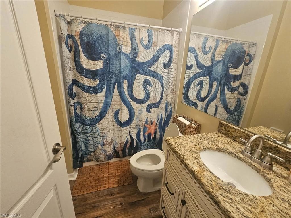 266 Newport DR # 310, NAPLES FL 34114-15
