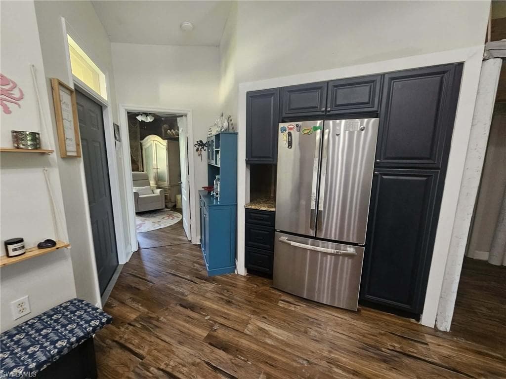 266 Newport DR # 310, NAPLES FL 34114-3