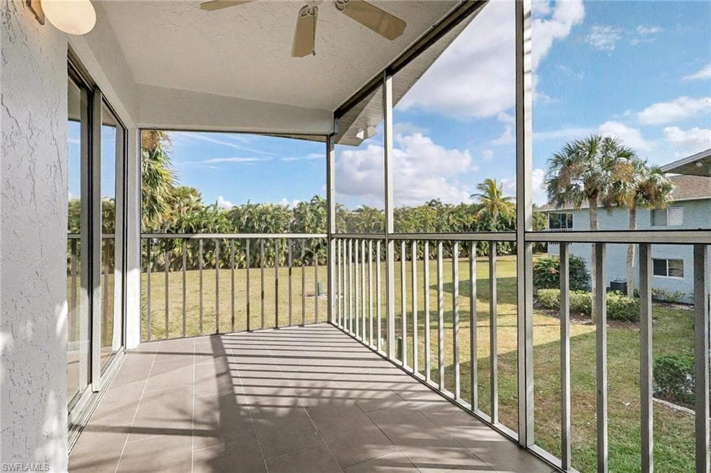 8127 Country RD # 205, FORT MYERS FL 33919-15