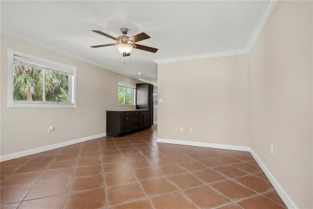 8127 Country RD # 205, FORT MYERS FL 33919-8