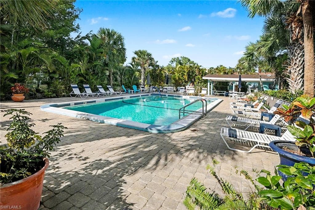 8127 Country RD # 205, FORT MYERS FL 33919-7