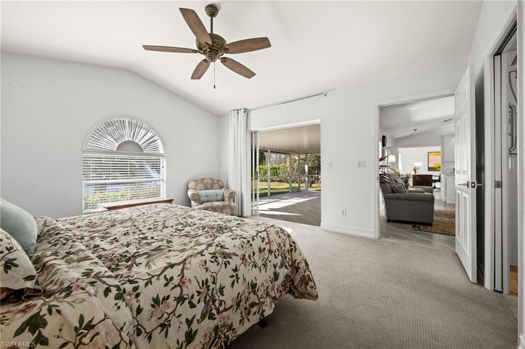 945 Moon Lake DR, NAPLES FL 34104-15