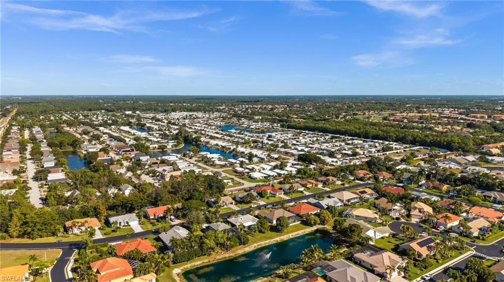 945 Moon Lake DR, NAPLES FL 34104-32