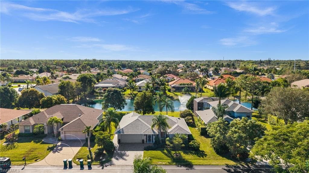 945 Moon Lake DR, NAPLES FL 34104-28