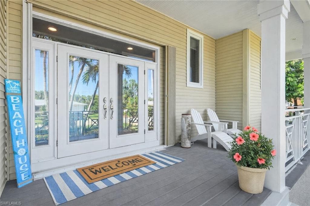 1111 Schooner PL, SANIBEL FL 33957-4