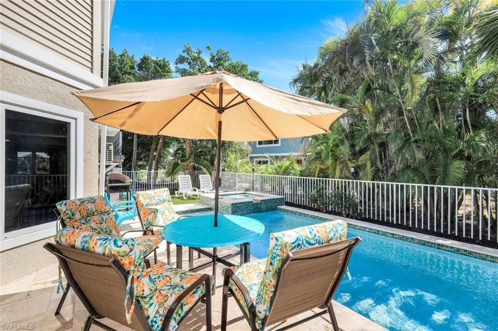 1111 Schooner PL, SANIBEL FL 33957-33