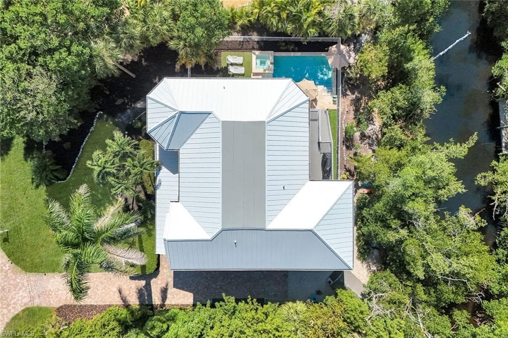 1111 Schooner PL, SANIBEL FL 33957-44