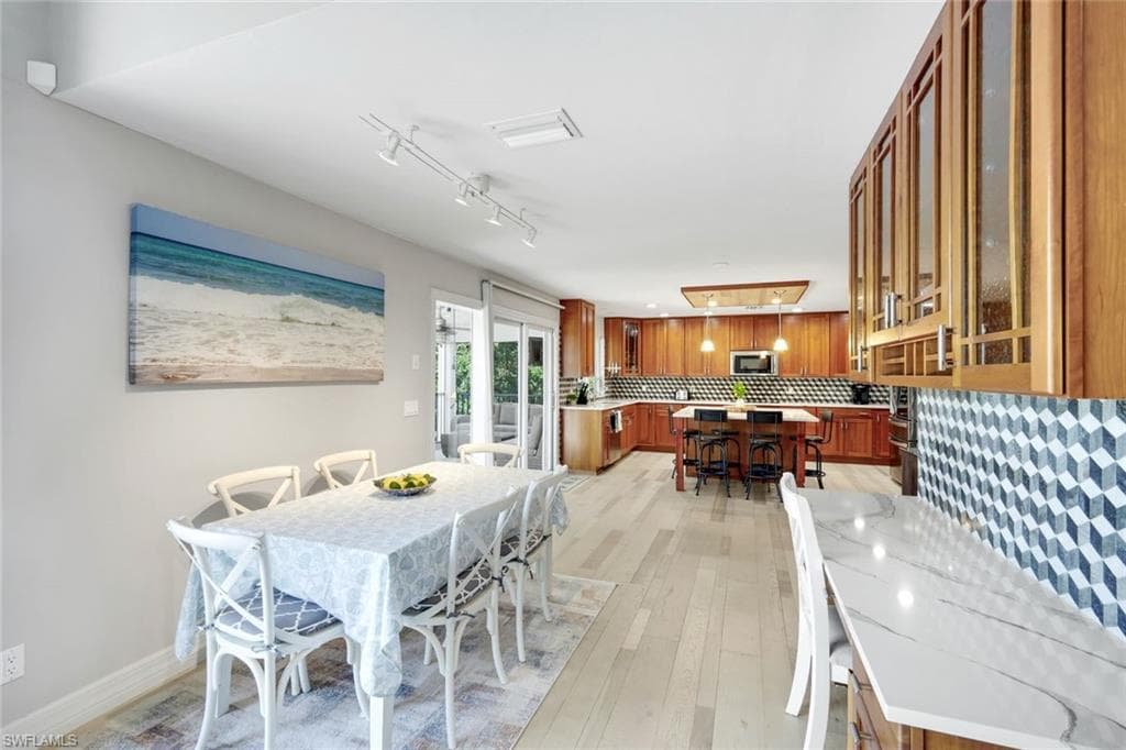 1111 Schooner PL, SANIBEL FL 33957-14