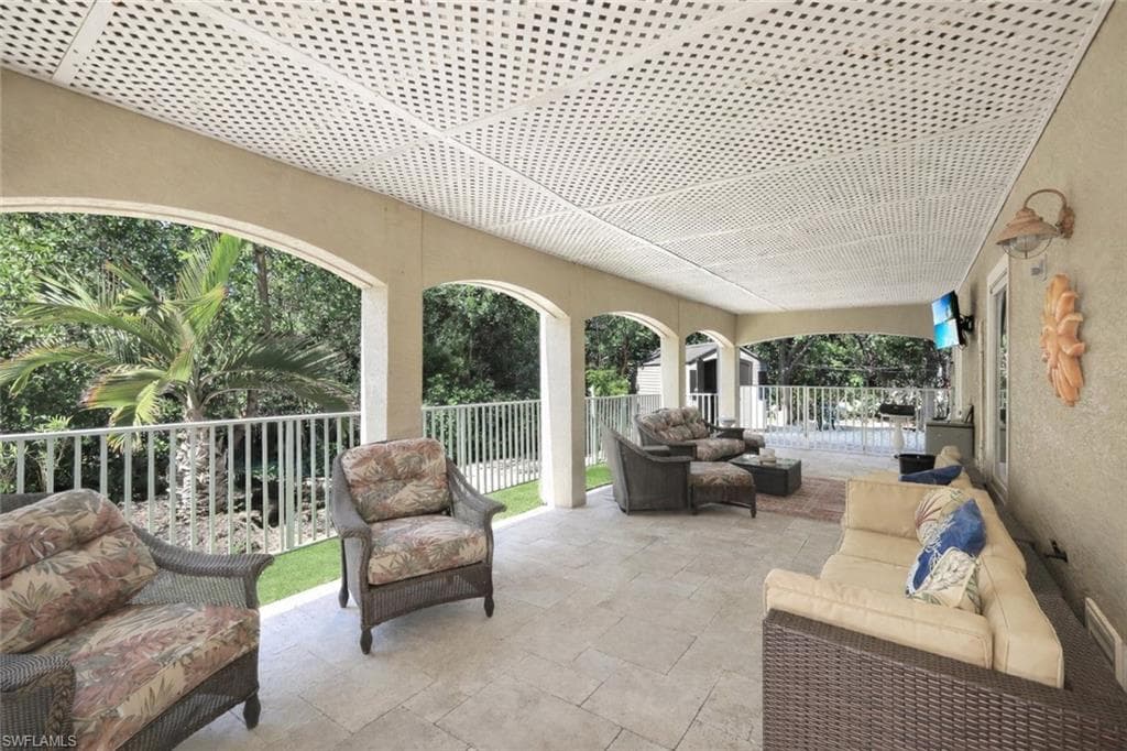 1111 Schooner PL, SANIBEL FL 33957-30