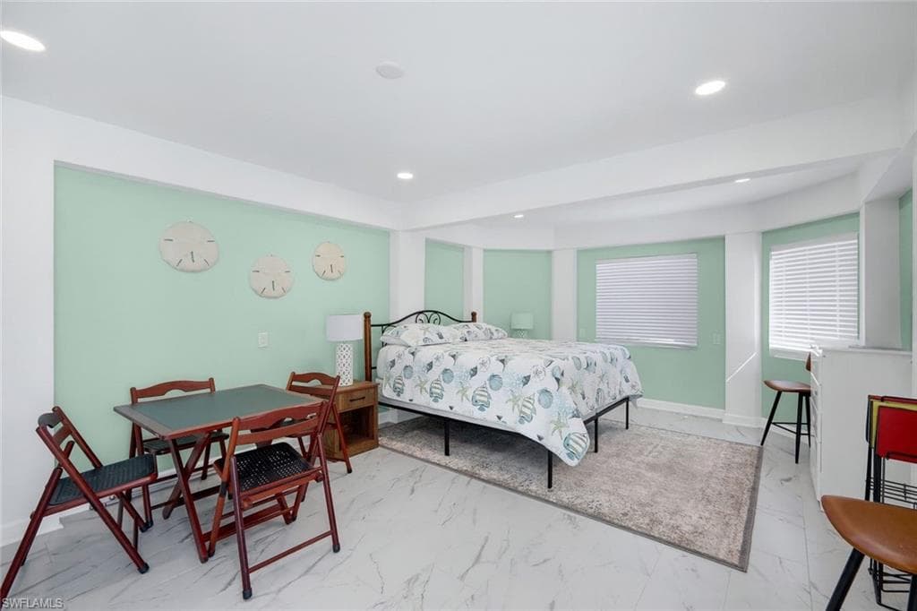 1111 Schooner PL, SANIBEL FL 33957-20