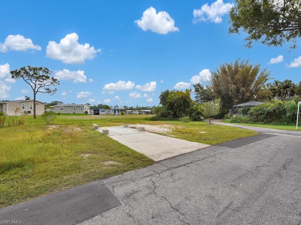 20791 Garden DR, ESTERO FL 33928-5