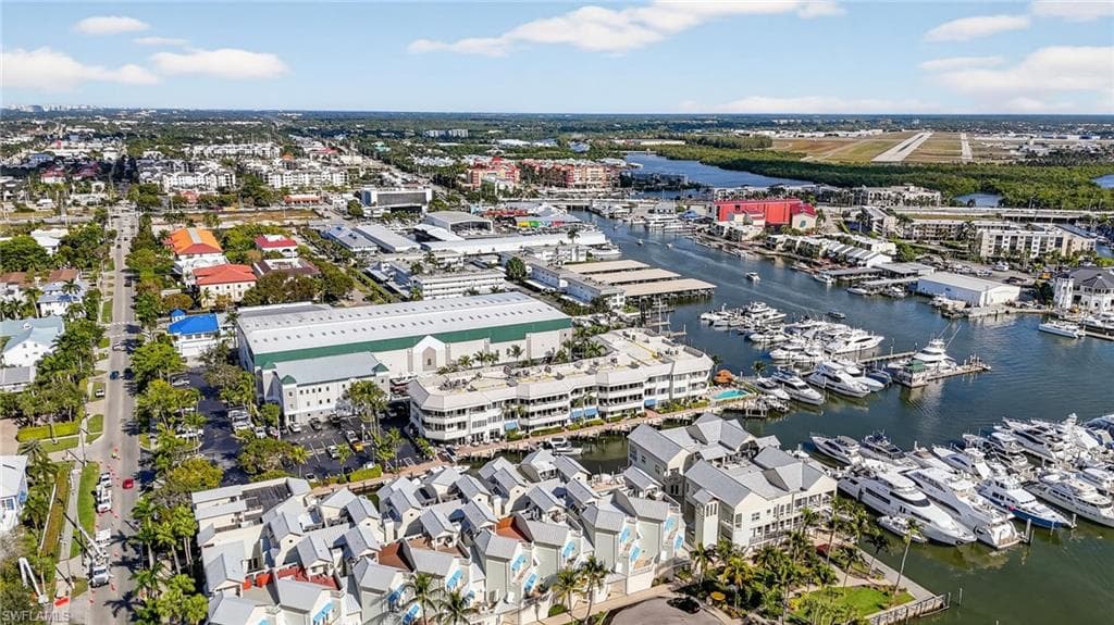 909 10th ST S # 204, NAPLES FL 34102-25