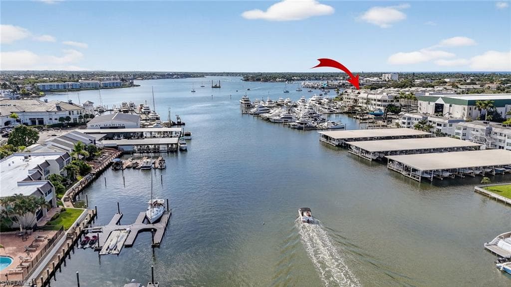 909 10th ST S # 204, NAPLES FL 34102-2