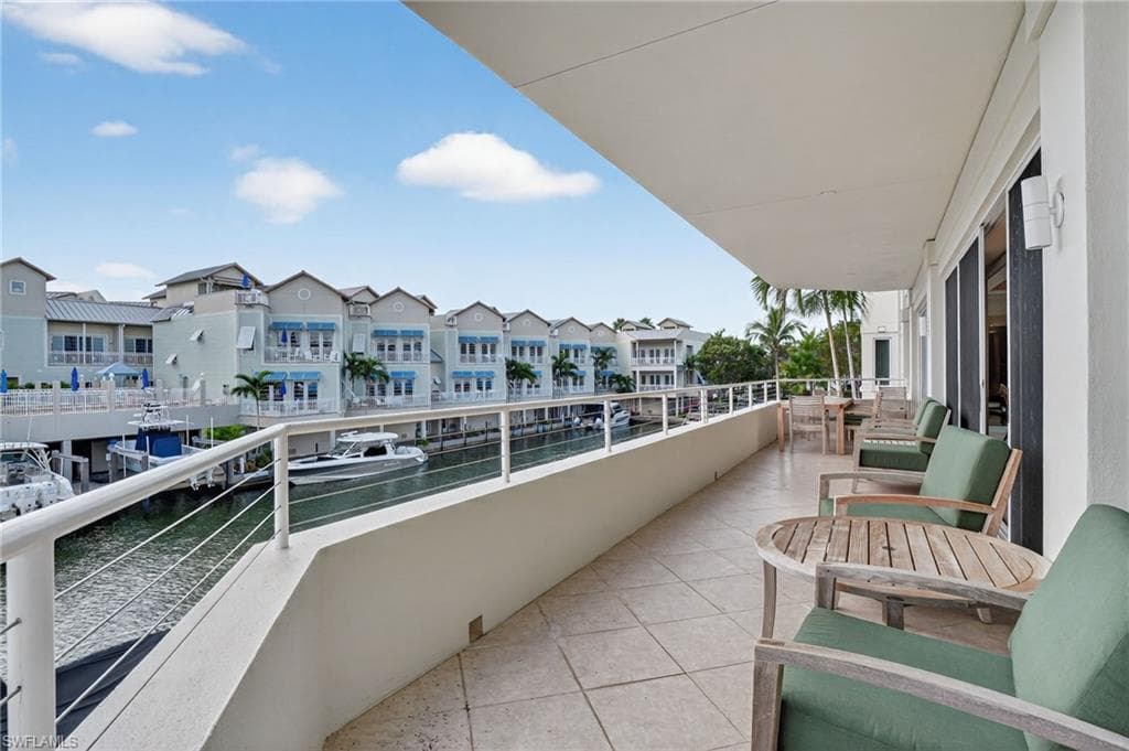 909 10th ST S # 204, NAPLES FL 34102-13