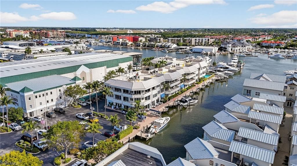 909 10th ST S # 204, NAPLES FL 34102-40