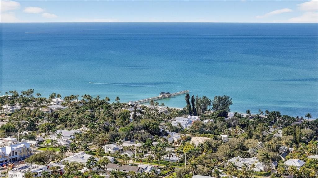 909 10th ST S # 204, NAPLES FL 34102-24