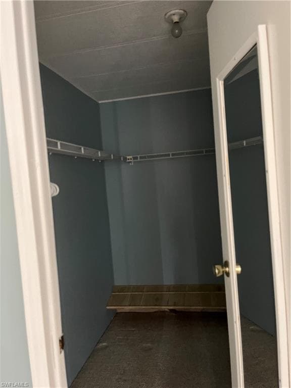 65 Sunset CIR, NORTH FORT MYERS FL 33903-15