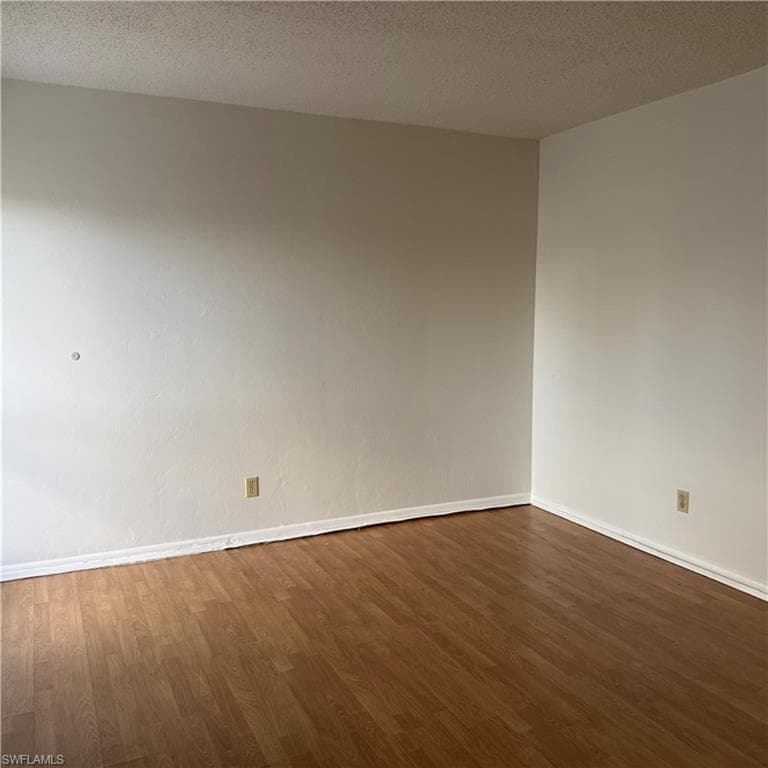 26 Hamlin CT, LEHIGH ACRES FL 33936-7