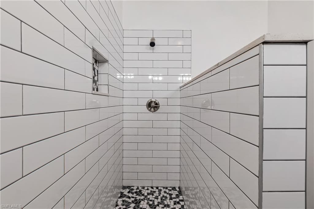 3275 Cottage Grove AVE, NAPLES FL 34112-13