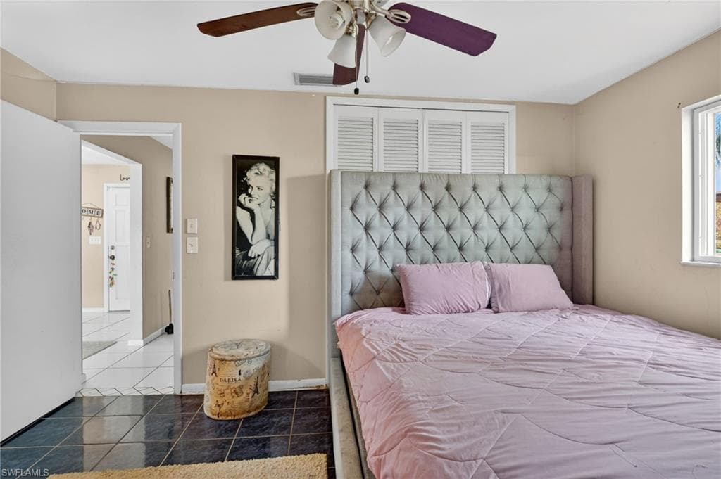 1718 SE 29th LN, CAPE CORAL FL 33904-22